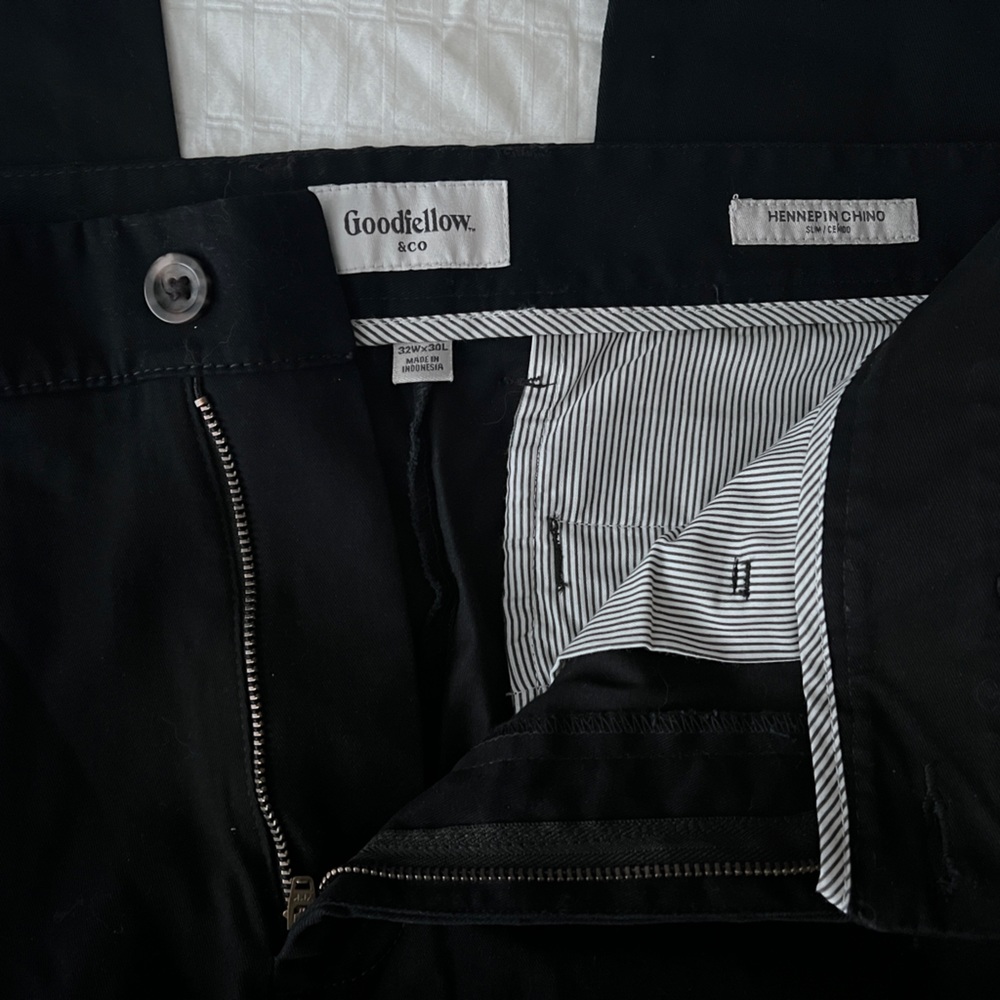 Goodfellow & Co Men’s Slim Hennepin Chino in Black 32x30